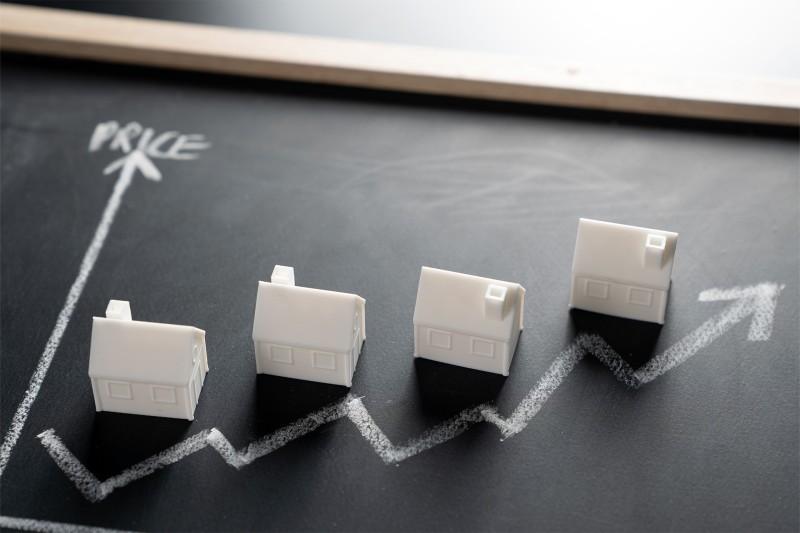 Photo 1,agorastis,afxiseis-enoikion-2026-ti-epitrepetai