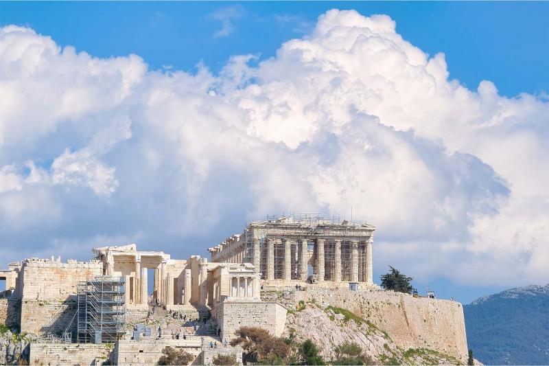 Photo 1,Επιχειρήσεις,Προοπτικές της Ελληνικής Αγοράς Ακινήτων το 2025
