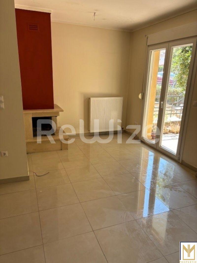 Photo 1,Σαλόνι,ΠΏΛΗΣΗ,Κατοικία,Διαμέρισμα,68τ.μ,€125,000,Περαία