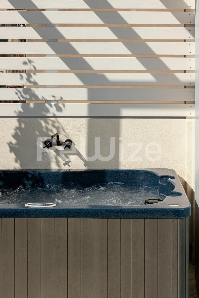 Photo 12,Jacouzi,SALE,Residency,Apartment,59sqm,€280,000,Metaksourgeio