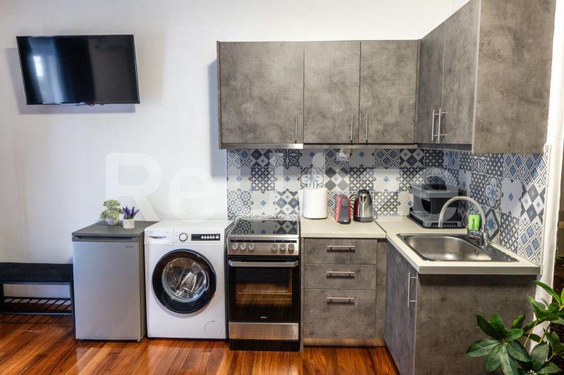 Photo 3,Σαλόνι,ΕΝΟΙΚΊΑΣΗ,Κατοικία,Διαμέρισμα,30τ.μ,€700,Κολωνάκι