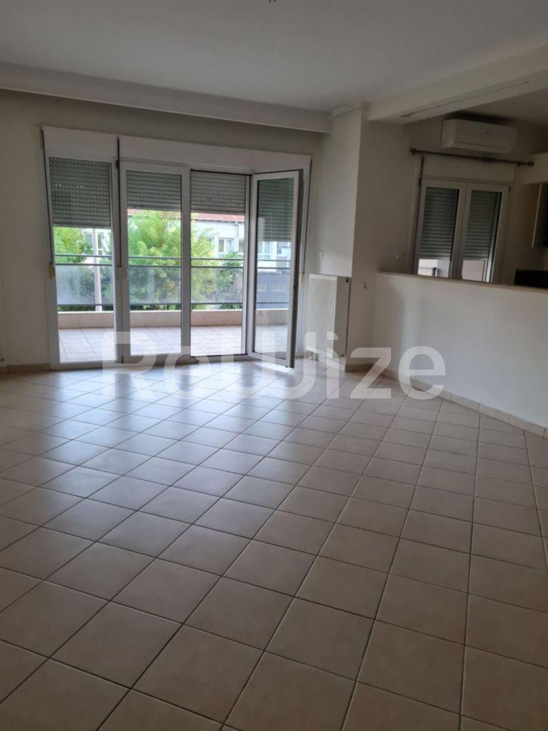Photo 1,Living Room,RENT,Residency,Apartment,100sqm,€800,Charilaou