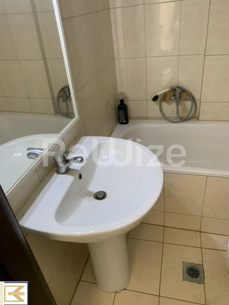 Photo 9,Bathroom,SALE,Residency,Apartment,35sqm,€65,000,Polichni