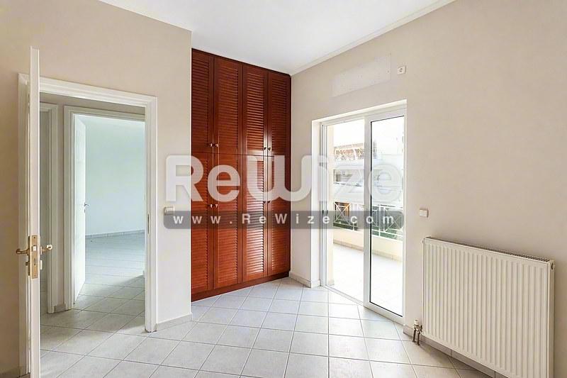Apartment 99 m² in Peristeri, bedroom