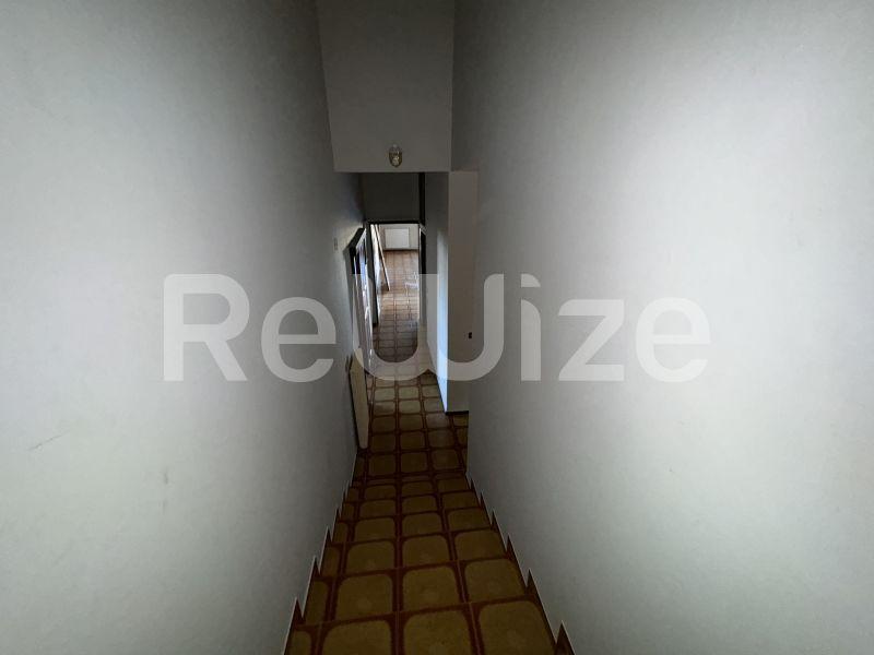 Photo 11,Διάδρομος,ΕΝΟΙΚΊΑΣΗ,Κατοικία,Διαμέρισμα,180τ.μ,€1,000,Πανόραμα