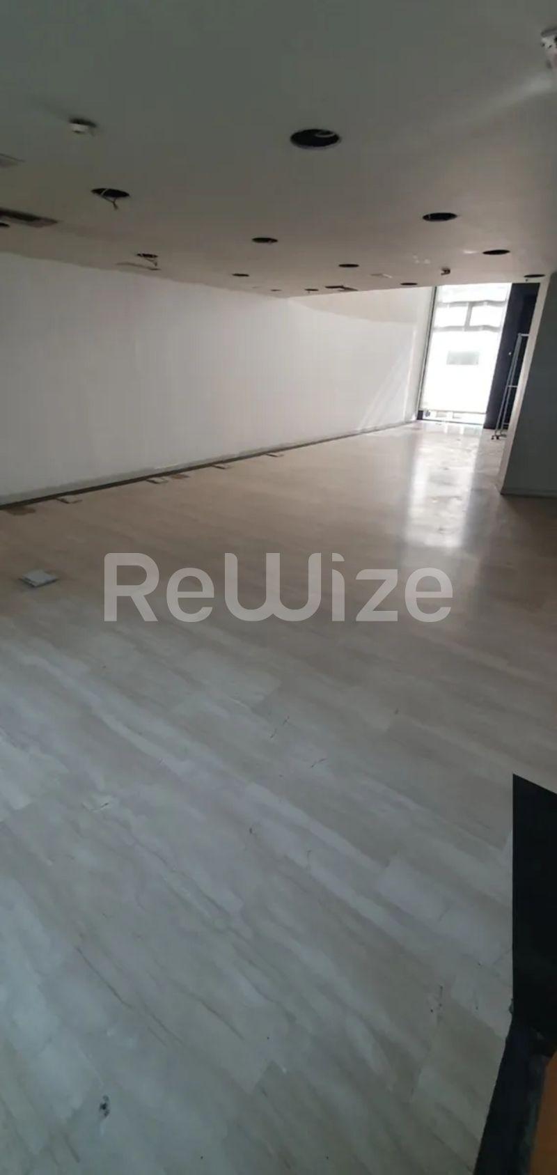 Photo 8,Pool,RENT,Professional,Store,345sqm,€3,300,Kifisia