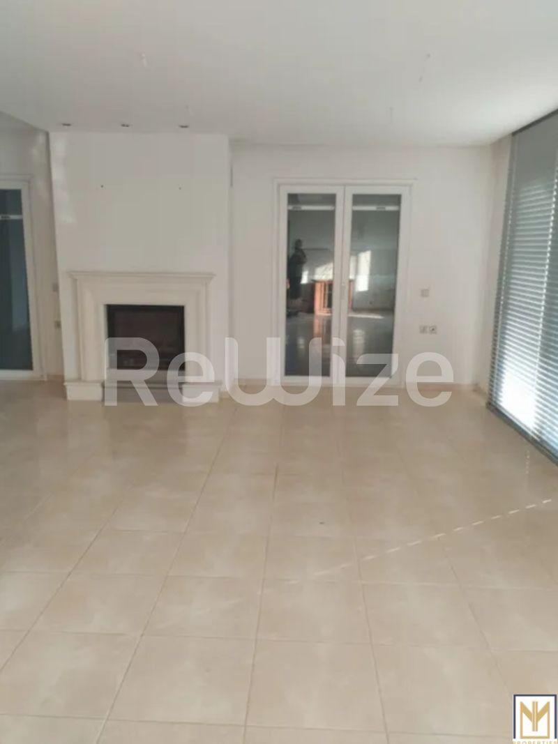 Photo 7,Living Room,SALE,Residency,Detached house,348sqm,€250,000,Notia Kerkyra