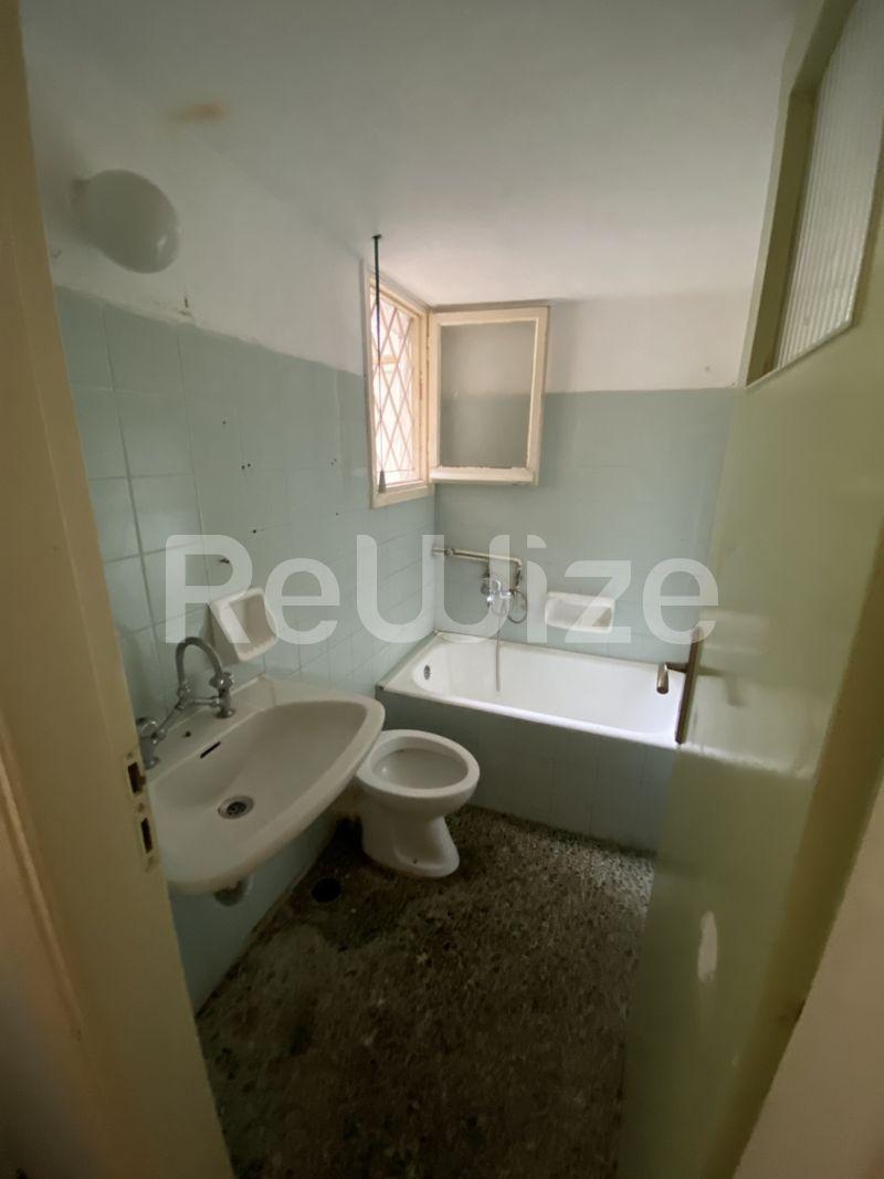 Photo 15,Bathroom,SALE,Residency,Apartment,35sqm,€47,000,Stathmos Larisis
