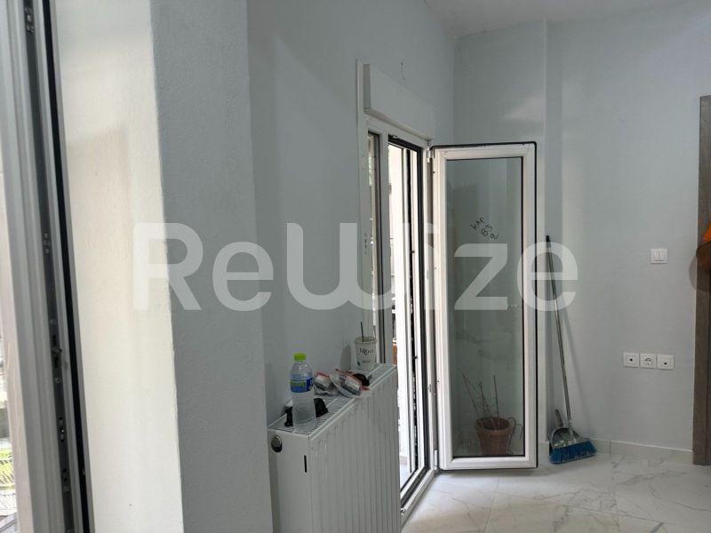 Photo 9,Σαλόνι,ΠΏΛΗΣΗ,Κατοικία,Διαμέρισμα,35τ.μ,€83,000,Ανάληψη