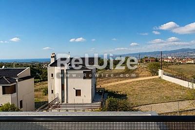 Detached house Thermi