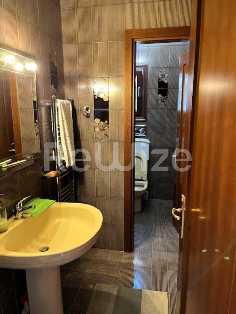 Photo 10,Bathroom,SALE,Residency,Detached house,450sqm,€1,400,000,Peraia