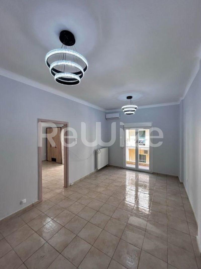 Photo 3,Σαλόνι,ΠΏΛΗΣΗ,Κατοικία,Διαμέρισμα,70τ.μ,€240,000,Κέντρο Θεσσαλονίκης