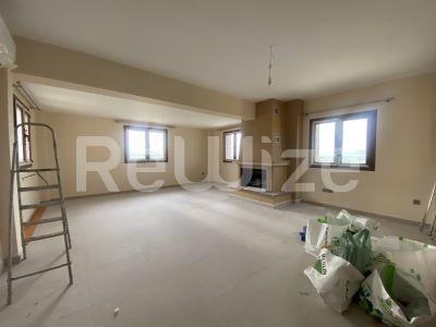 Photo 1,Σαλόνι,ΕΝΟΙΚΊΑΣΗ,Κατοικία,Μεζονέτα,250τ.μ,€1,600,Αγία Παρασκευή
