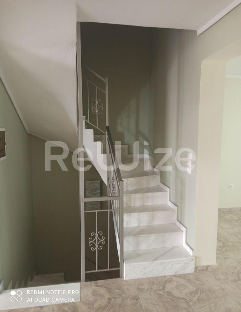Photo 10,Living Room,SALE,Residency,Maisonette,200sqm,€200,000,Nea Michaniona
