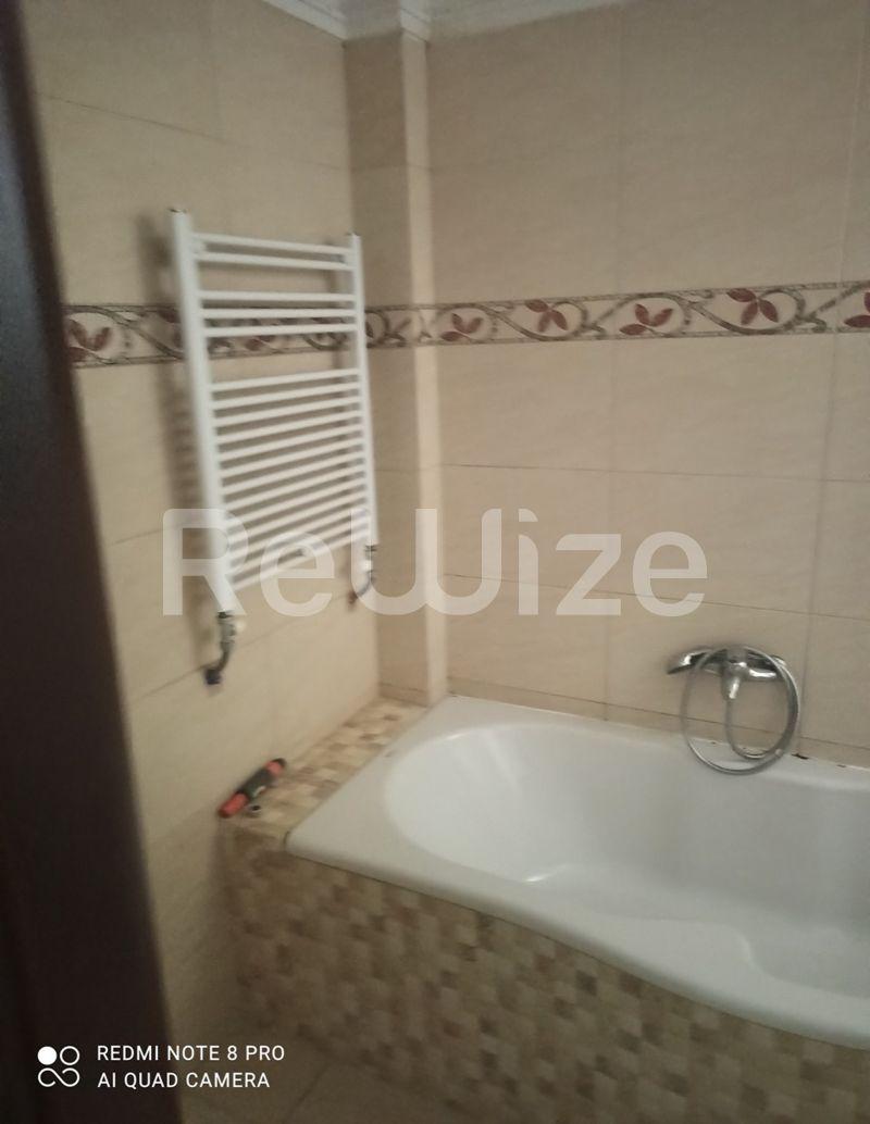 Photo 11,Bathroom,SALE,Residency,Maisonette,200sqm,€200,000,Nea Michaniona