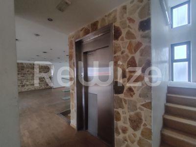 Photo 18,Πισίνα,ΠΏΛΗΣΗ,Επαγγελματικό,Κτήριο,1078τ.μ,€1,950,000,Παγκράτι