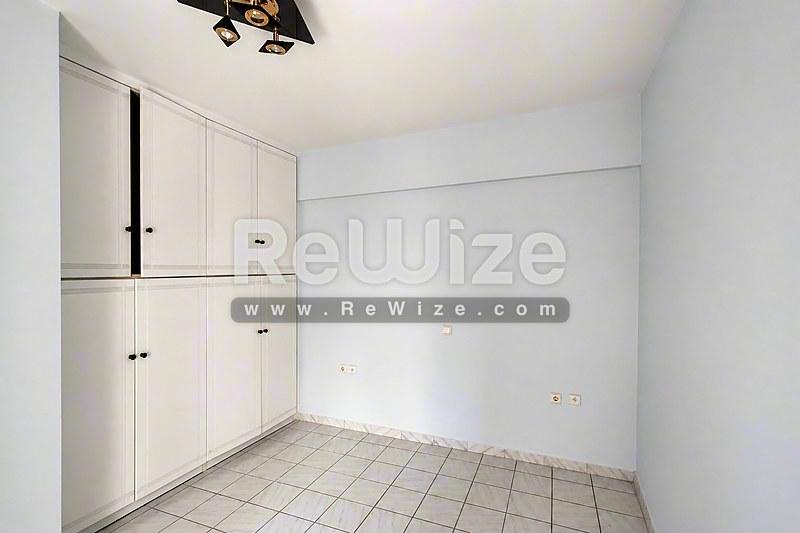 Apartment 53 m² in Perama, bedroom