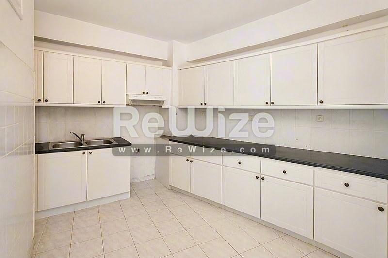 Apartment 53 m² in Perama, kitchen
