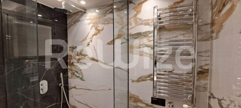 Photo 10,Bathroom,SALE,Residency,Apartment,65sqm,€240,000,Kentro Thessalonikis
