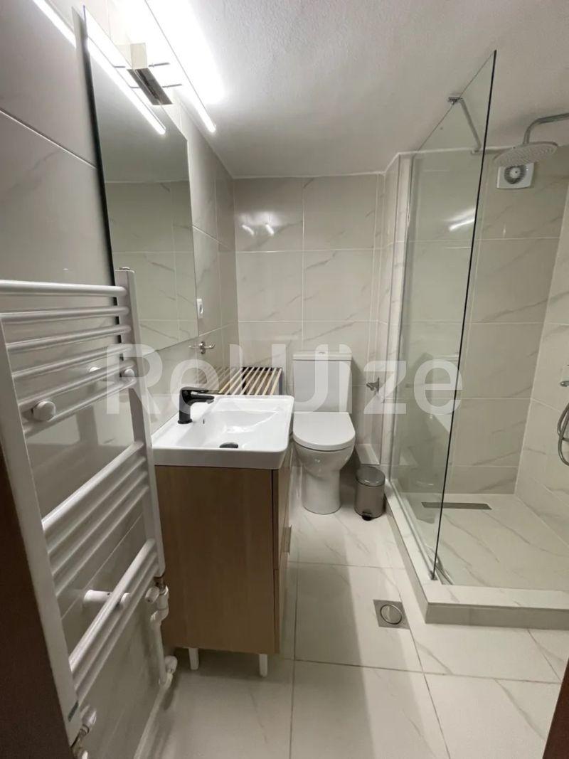 Photo 15,Μπάνιο,ΕΝΟΙΚΊΑΣΗ,Κατοικία,Διαμέρισμα,45τ.μ,€750,Μπότσαρη