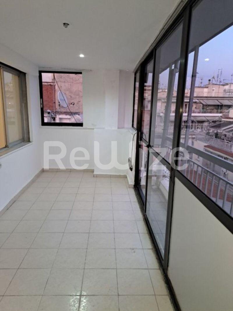 Photo 2,Σαλόνι,ΕΝΟΙΚΊΑΣΗ,Κατοικία,Διαμέρισμα,30τ.μ,€410,Ανάληψη