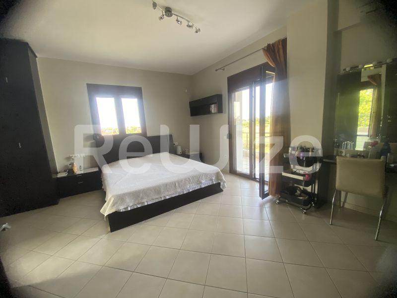 Photo 8,Υπνοδωμάτιο,ΠΏΛΗΣΗ,Κατοικία,Μονοκατοικία,266τ.μ,€450,000,Αγία Τριάδα