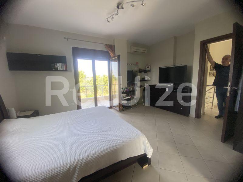 Photo 25,Υπνοδωμάτιο,ΠΏΛΗΣΗ,Κατοικία,Μονοκατοικία,266τ.μ,€450,000,Αγία Τριάδα