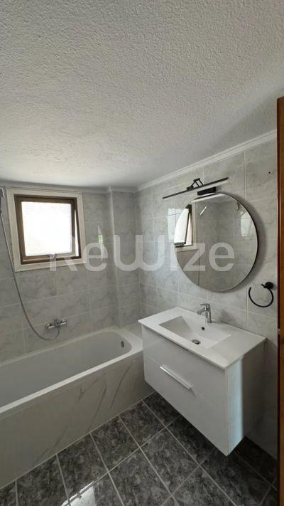 Photo 14,Μπάνιο,ΕΝΟΙΚΊΑΣΗ,Κατοικία,Διαμέρισμα,120τ.μ,€1,100,Πανόραμα