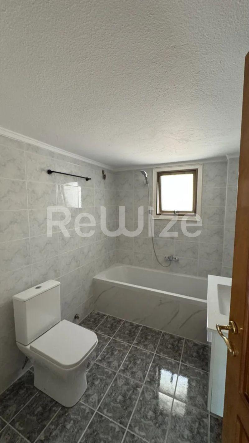 Photo 10,Μπάνιο,ΕΝΟΙΚΊΑΣΗ,Κατοικία,Διαμέρισμα,120τ.μ,€1,100,Πανόραμα