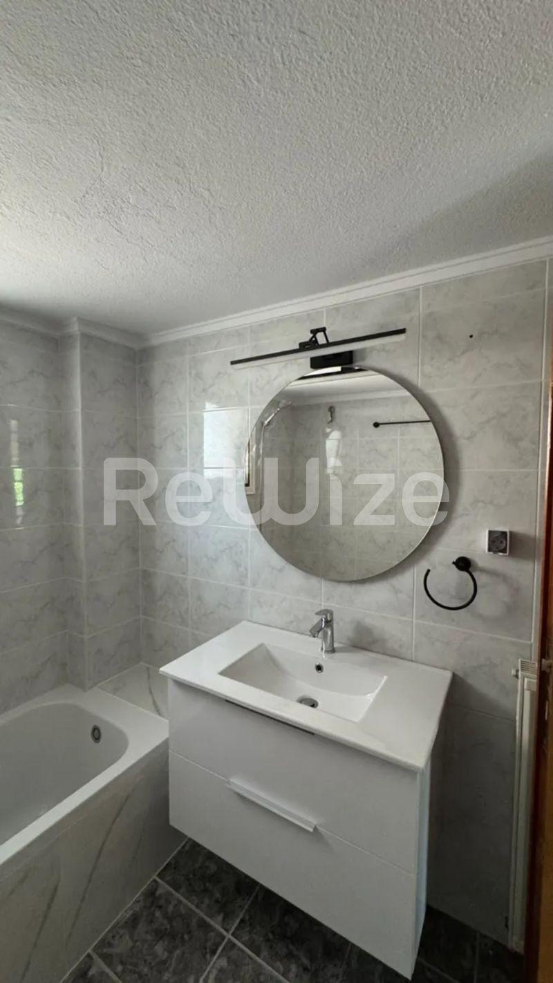 Photo 16,Μπάνιο,ΕΝΟΙΚΊΑΣΗ,Κατοικία,Διαμέρισμα,120τ.μ,€1,100,Πανόραμα