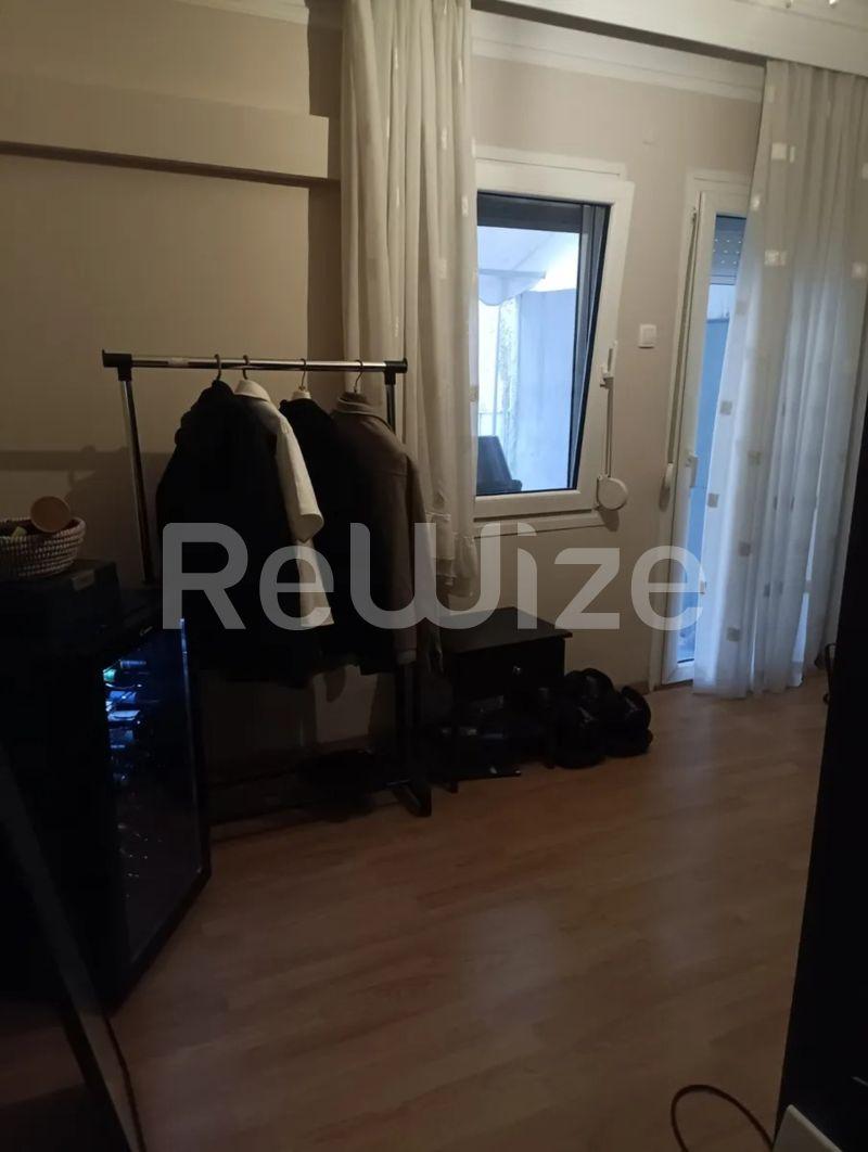 Photo 8,Σαλόνι,ΠΏΛΗΣΗ,Κατοικία,Διαμέρισμα,72τ.μ,€140,000,Νεάπολη