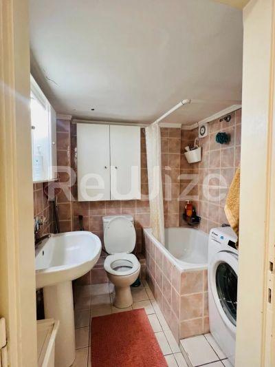 Photo 11,Bathroom,RENT,Residency,Apartment,63sqm,€650,Nea Paralia