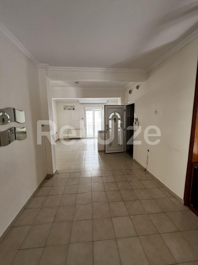 Photo 12,Living Room,SALE,Residency,Detached house,180sqm,€180,000,Polichni