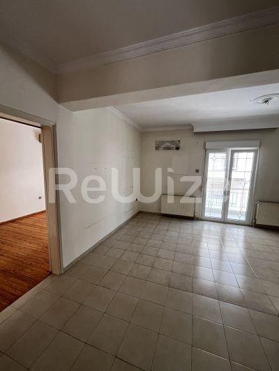 Photo 13,Σαλόνι,ΠΏΛΗΣΗ,Κατοικία,Μονοκατοικία,180τ.μ,€180,000,Πολίχνη
