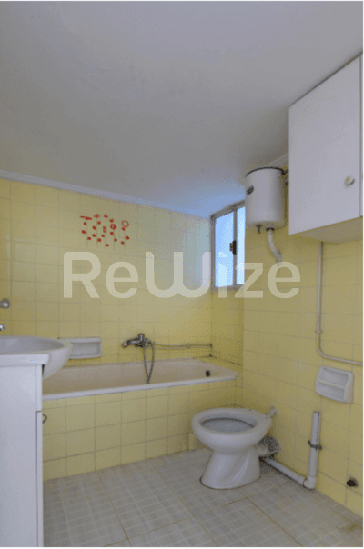 Photo 16,Μπάνιο,ΠΏΛΗΣΗ,Κατοικία,Διαμέρισμα,56τ.μ,€140,000,Εξάρχεια