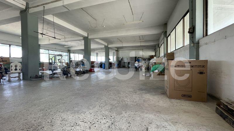Photo 1,Αποθήκη,ΕΝΟΙΚΊΑΣΗ,Επαγγελματικό,Αποθήκη,400τ.μ,€2,000,Θέρμη