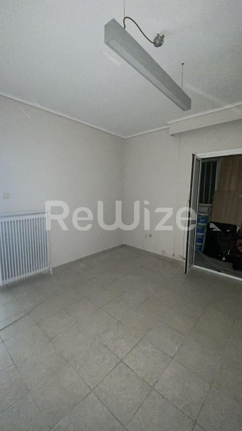 Photo 8,Bedroom,RENT,Residency,Apartment,65sqm,€650,Mpotsari