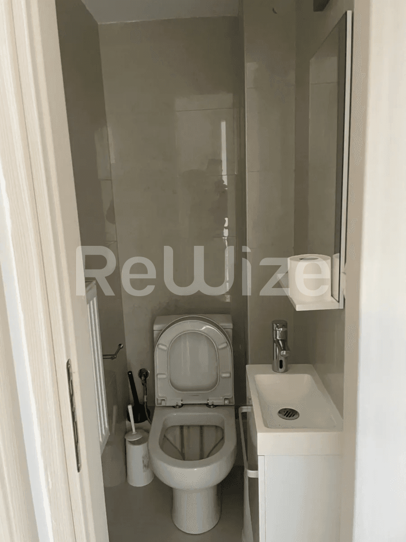 Photo 21,Μπάνιο,ΕΝΟΙΚΊΑΣΗ,Κατοικία,Διαμέρισμα,60τ.μ,€800,Χαριλάου