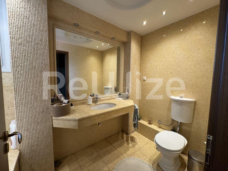 Photo 13,Μπάνιο,ΠΏΛΗΣΗ,Κατοικία,Μεζονέτα,320τ.μ,€650,000,Πανόραμα