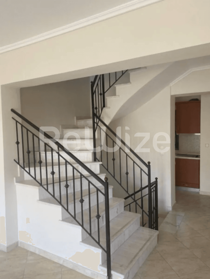 Photo 4,Balcony,RENT,Residency,Maisonette,205sqm,€850,Kardia