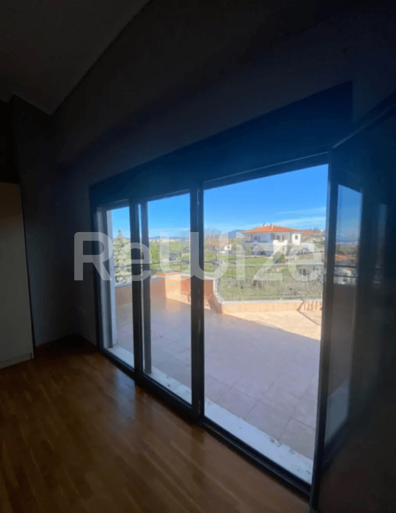 Photo 11,Balcony,RENT,Residency,Maisonette,205sqm,€850,Kardia