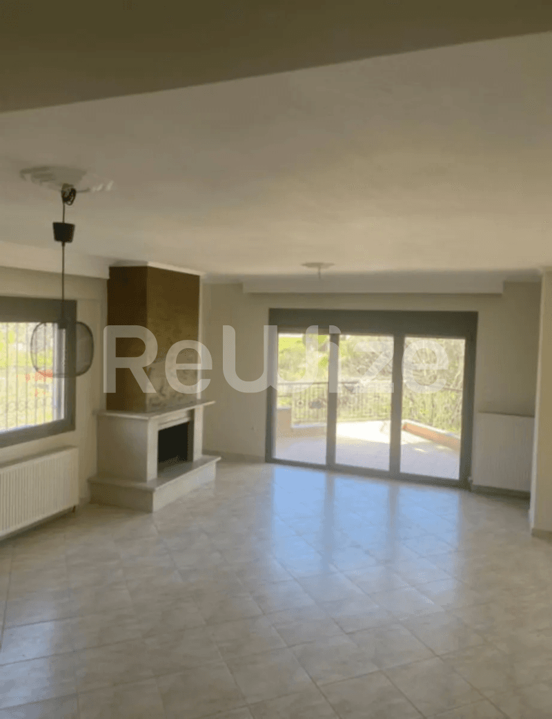 Photo 2,Balcony,RENT,Residency,Maisonette,205sqm,€850,Kardia