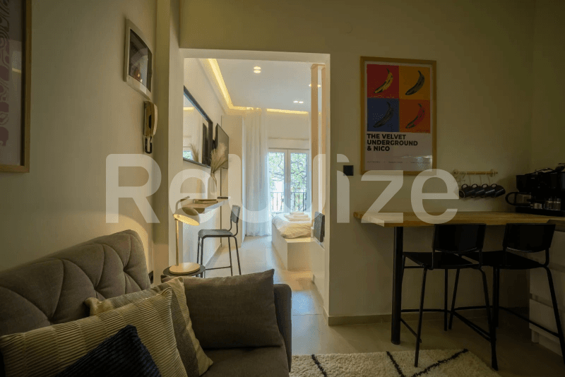 Photo 2,Σαλόνι,ΕΝΟΙΚΊΑΣΗ,Κατοικία,Στούντιο,30τ.μ,€550,Κέντρο Θεσσαλονίκης