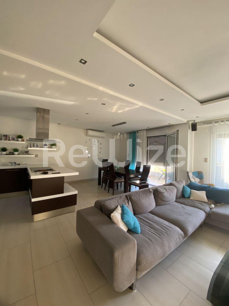 Photo 2,Σαλόνι,ΠΏΛΗΣΗ,Κατοικία,Μεζονέτα,430τ.μ,€680,000,Πολίχνη