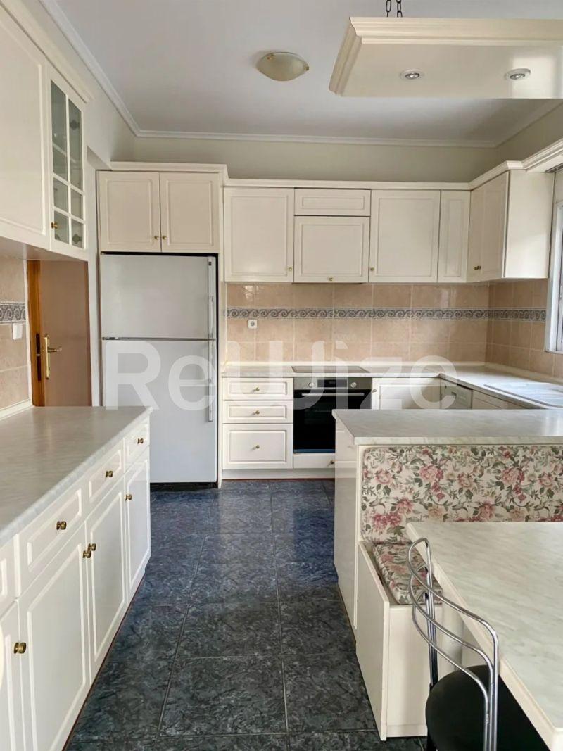 Photo 3,Kitchen,RENT,Residency,Apartment,180sqm,€1,450,Panorama