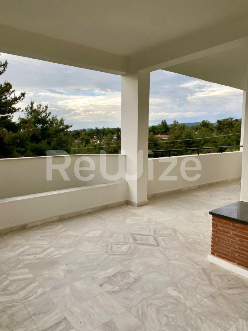 Photo 5,Balcony,RENT,Residency,Apartment,180sqm,€1,450,Panorama