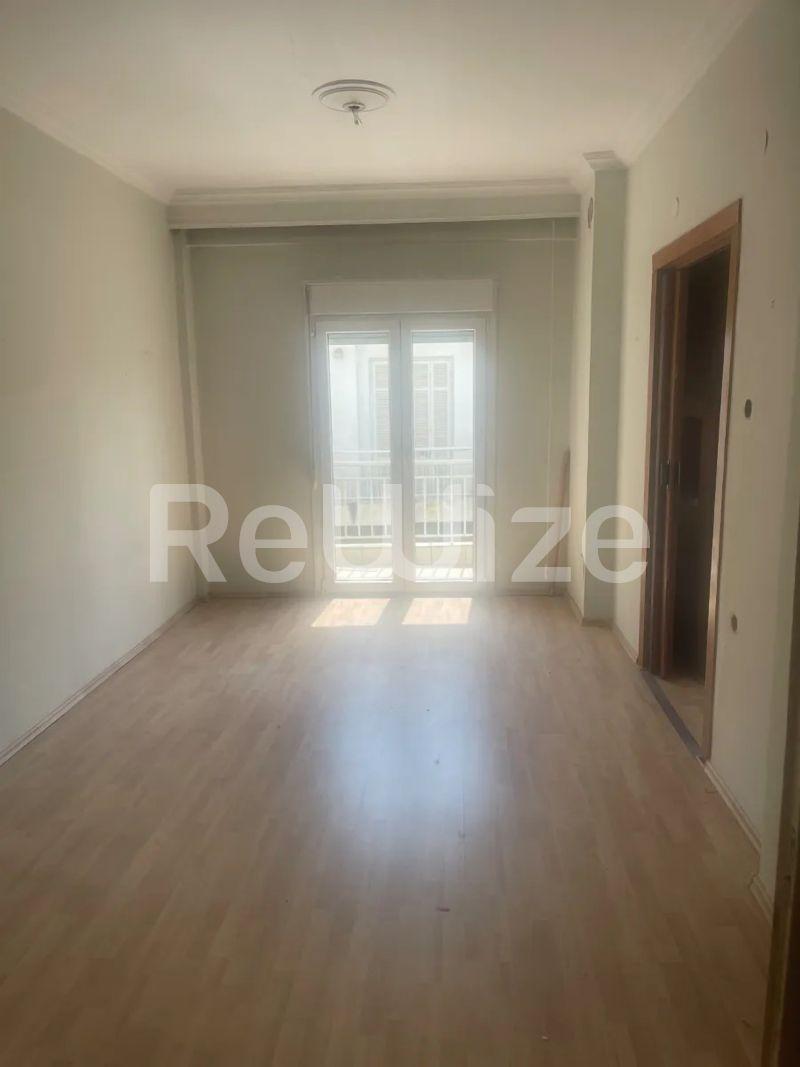 Photo 2,Σαλόνι,ΠΏΛΗΣΗ,Κατοικία,Διαμέρισμα,100τ.μ,€185,000,Άγιος Δημήτριος