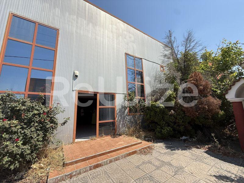 Industrial Building 1900 m² in Delta, photo 2