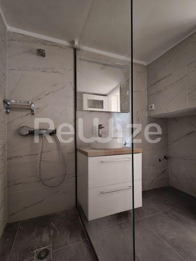 Photo 8,Μπάνιο,ΕΝΟΙΚΊΑΣΗ,Κατοικία,Διαμέρισμα,100τ.μ,€1,500,Παγκράτι
