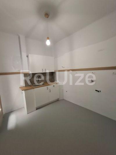 Photo 1,Living Room,SALE,Residency,Apartment,70sqm,€130,000,Kentro Thessalonikis